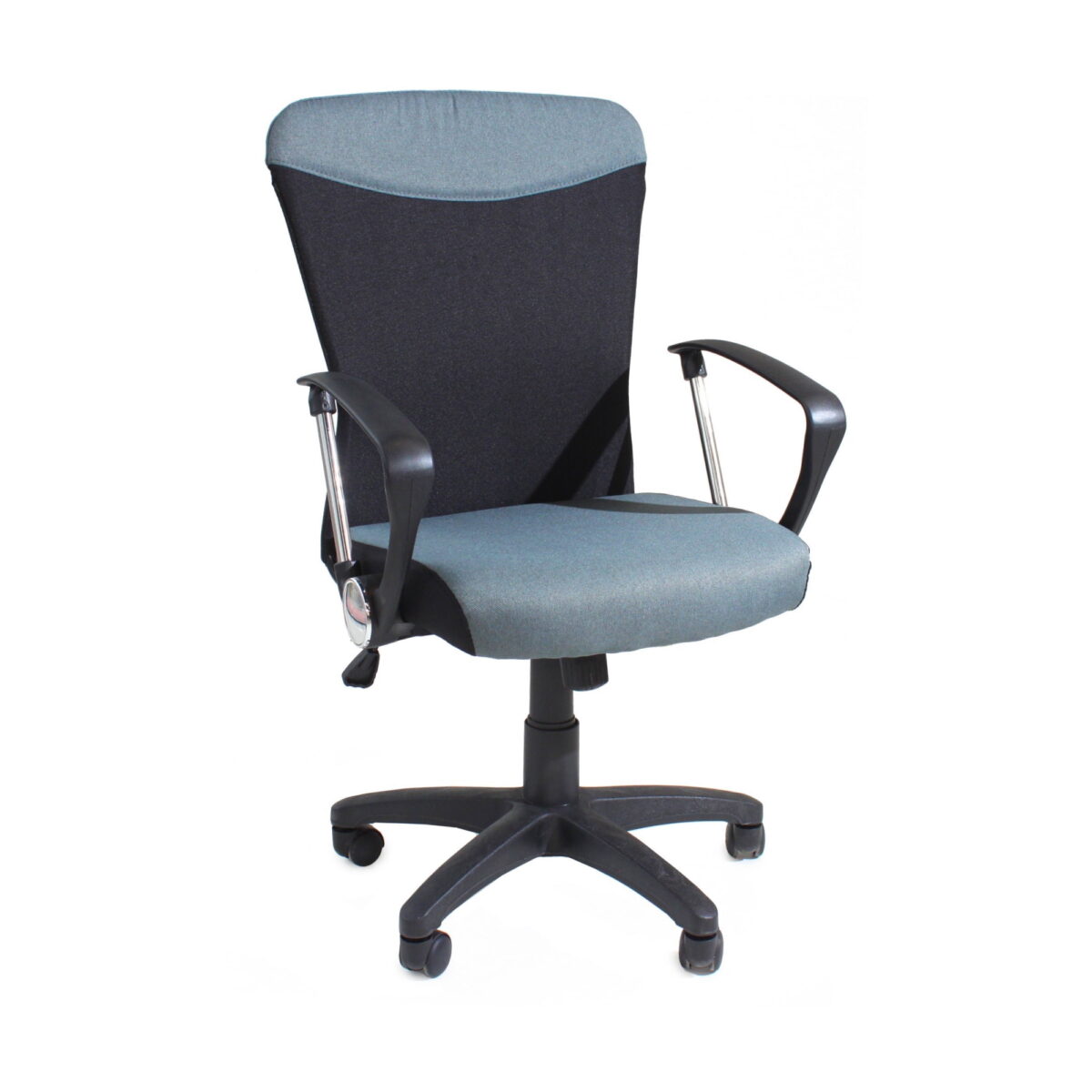 Scaun De Birou F-44 Black Descoperiți confortul și stilul cu Scaunul De Birou F-44 Black, ideal pentru birou. Design modern, suport ergonomic, perfect pentru ore lungi de muncă. Adăugați un plus de eleganță spațiului dumneavoastră de lucru!