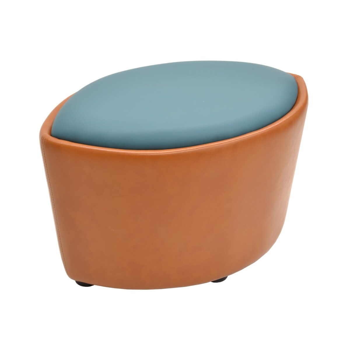 Taburet Verba Descoperiți Taburetul Verba, un accesoriu elegant pentru spațiul dumneavoastră, realizat din lemn și spumă poliuretanică, tapițat cu piele eco. Cu dimensiuni compacte de 60 cm lungime și 36 cm înălțime, se potrivește perfect în birou sau zonă de relaxare. Ideal pentru canapele și fotolii!