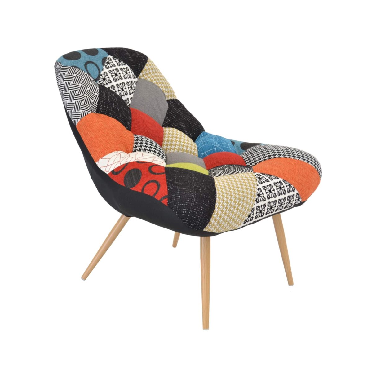 Fotoliu TRIO Patchwork Descoperiți confortul și stilul fotoliului TRIO Patchwork, perfect pentru birou sau living. Cu un design modern, tapițerie din stofă și cadru din placaj, acest fotoliu adaugă un accent vibrant în orice decor. Dimensiuni ideale pentru relaxare!