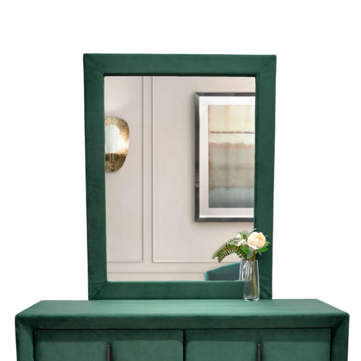 Oglindă Carla Green Descoperă Oglinda Carla Green, un element elegant pentru dormitorul tău, cu o ramă tapițată din catifea fină. Perfectă pentru a completa noptiera dublă Carla, această oglindă îmbină stilul cu funcționalitatea. Alege eleganța și rafinamentul pentru orice spațiu!