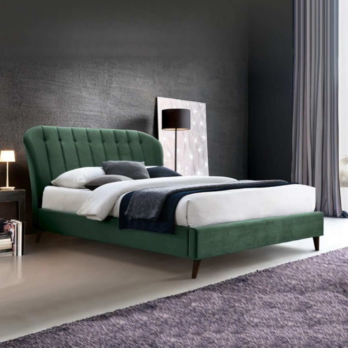 Pat Rosalia Green 160×200 Cm Descoperă Patul Rosalia Green 160×200 Cm, perfect pentru dormitorul tău. Cu un design elegant și cadru solid din lemn, acest pat oferă confort și stil. Tabliile tapițate cu catifea îngrijită adaugă un plus de rafinament. Alege mobilă de calitate pentru un somn odihnitor!