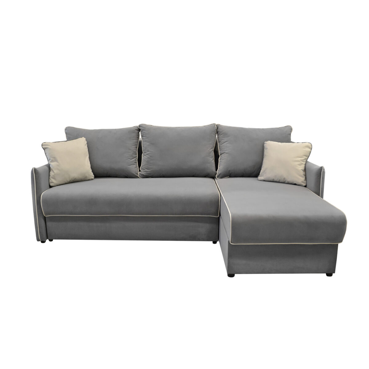 Canapea Extensibilă Sicilia Grey Descoperiți eleganța canapelei extensibile Sicilia Grey, perfectă pentru 2-3 persoane! Cu ladă de depozitare și perne detașabile, oferă confort și un loc suplimentar de dormit. Design modern din catifea fină, ușor de întreținut. Ideală pentru orice decor contemporan!