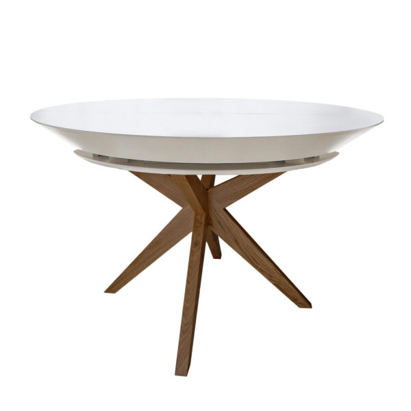 Masa NOVA Furnir~White Top+Italian Legs 1270+500+500*H750 Descoperiți Masa NOVA Furnir White Top+Italian Legs, o piesă elegantă din mobilă bucătărie, cu un design italian sofisticat. Blat glisant de MDF furniruit, extensibil până la 227 cm, și cadru din lemn de fag masiv, pentru confort și stil. Adăugați un plus de eleganță locuinței dumneavoastră!