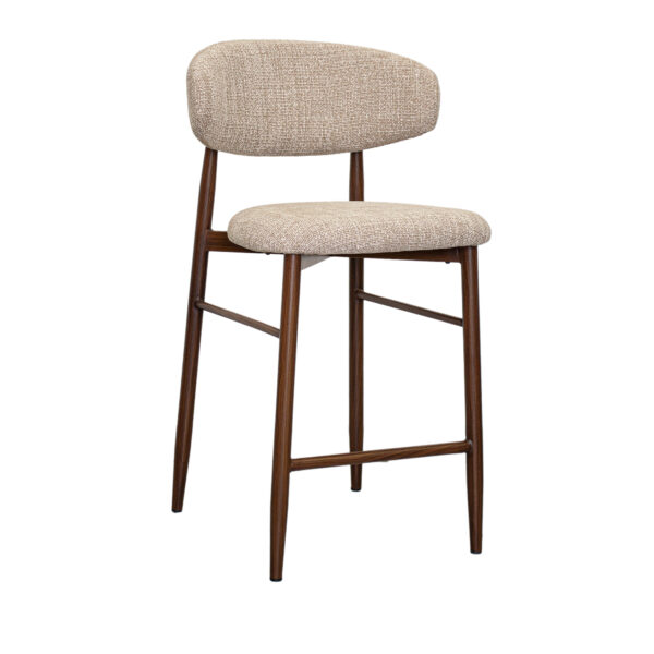 Scaun Bar Meridian~Beige Scaunul Bar Meridian Beige îmbină eleganța și confortul, perfect pentru spații moderne. Cu picioare din metal vopsite în imitație de lemn și tapițerie din stofă, este ideal pentru dining și socializare. Alege un scaun care adaugă stil oricărui interior!