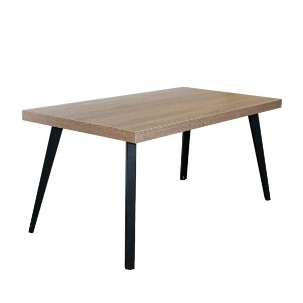 Măsuță Cafea Rodos Descoperă Măsuța de Cafea Rodos, ideală pentru orice living modern! Cu un design minimalist și picioare metalice, masa oferă stabilitate și eleganță. Fabricată din PAL melaminat de calitate superioară, este perfectă pentru băuturi și reviste. Alege Rodos pentru un accent stilat în casa ta!