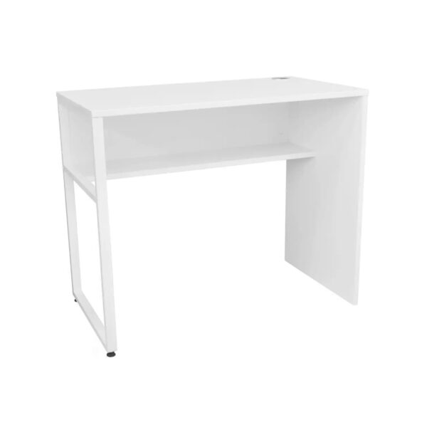 Masa Birou STUDY (90×50) Stânga~White Descoperă masa de birou STUDY (90x50) stânga albă, perfectă pentru biroul tău! Compactă și eficientă, oferă un design modern cu picior metalic, spațiu de depozitare și o suprafață ușor de curățat. Ideală pentru lucru de acasă sau în birou, adaugă un strop de eleganță!