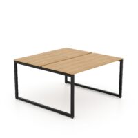 Masa Birou Arki Twin 1380×1400 Masa Mitaka Twin 1380x1400, fabricată de Decoprim, este o soluție practică și durabilă pentru birouri moderne, oferind un spațiu generos de lucru cu blat din PAL melaminat și cadru metalic sudat.